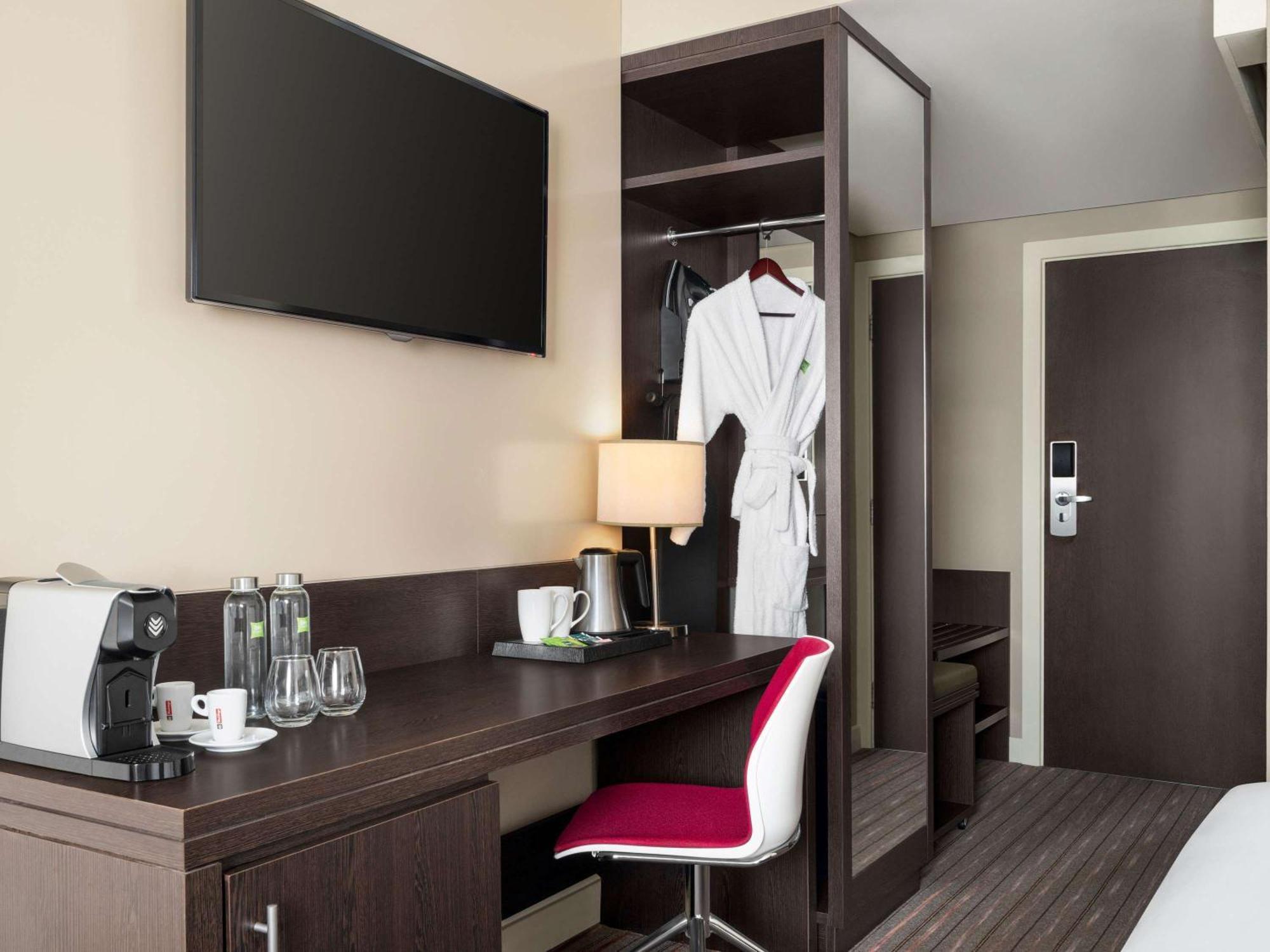 Ibis Styles Sharjah Hotel Kültér fotó