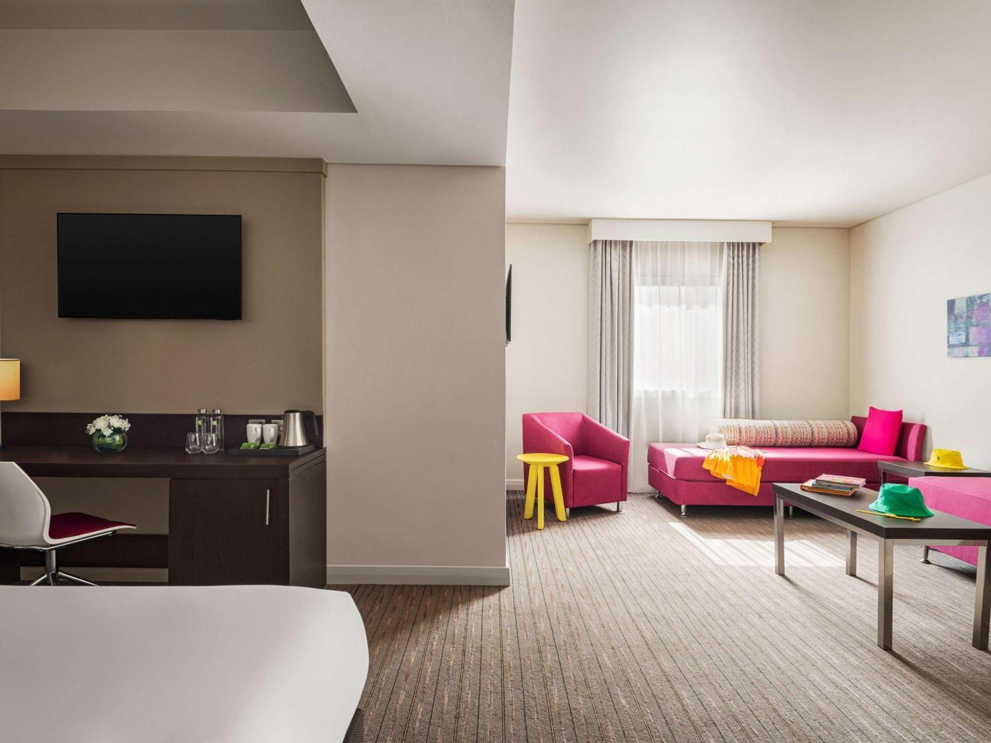 Ibis Styles Sharjah Hotel Kültér fotó