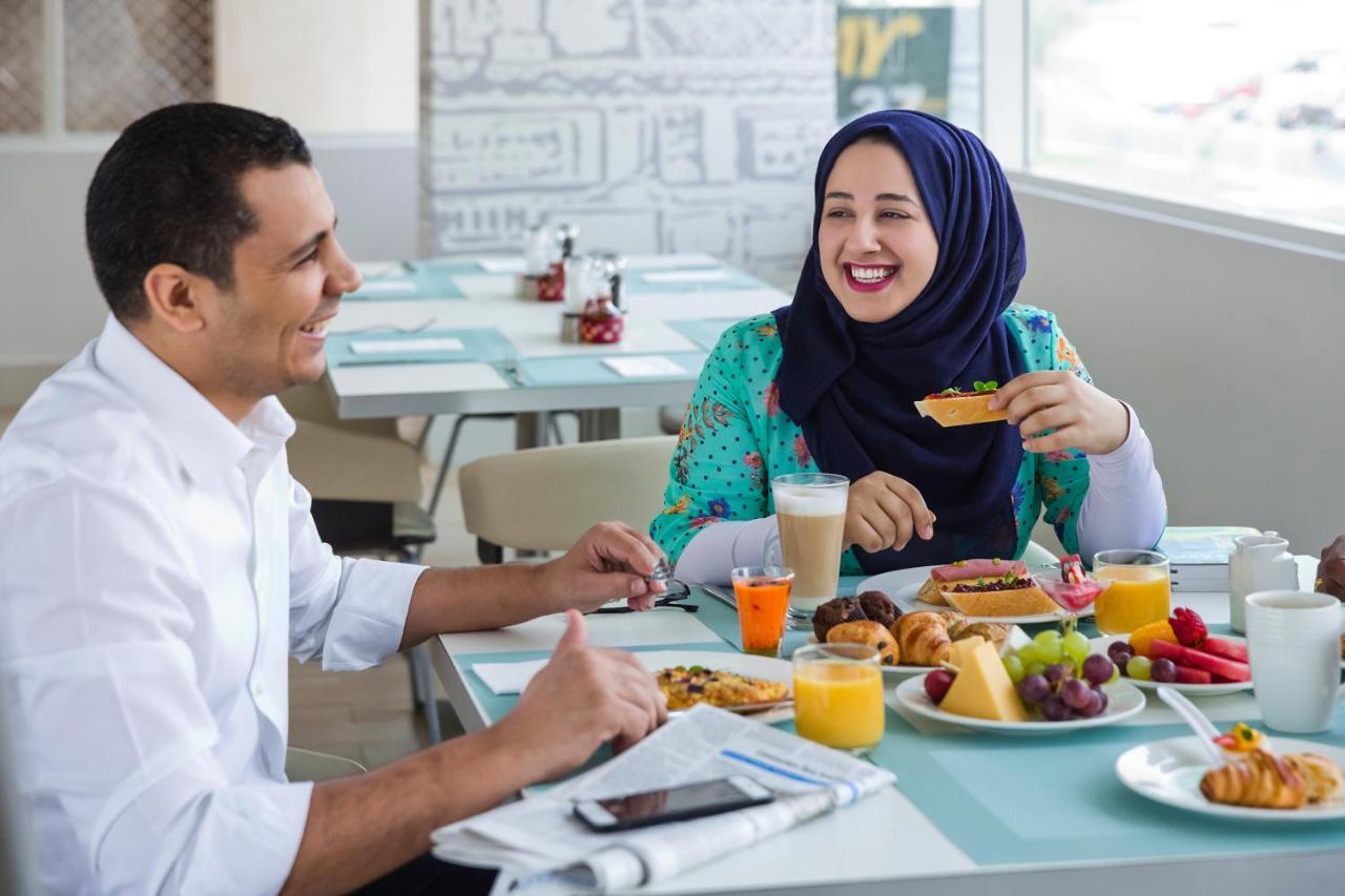 Ibis Styles Sharjah Hotel Kültér fotó